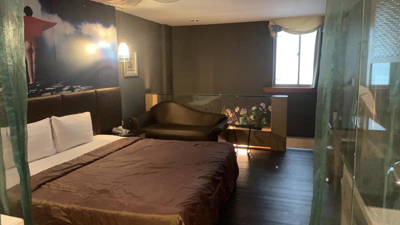 Alexander Motel Каосюн Екстериор снимка