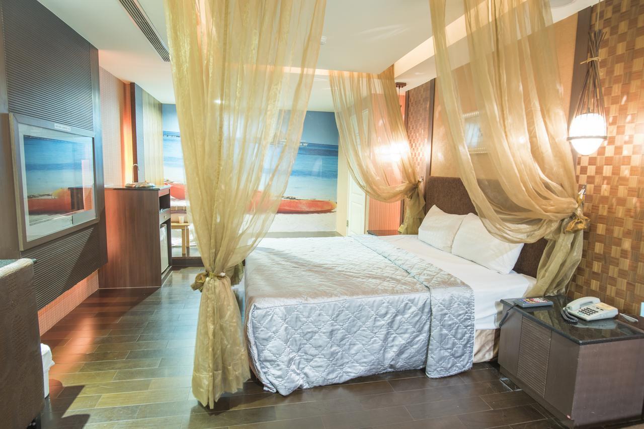 Alexander Motel Каосюн Екстериор снимка