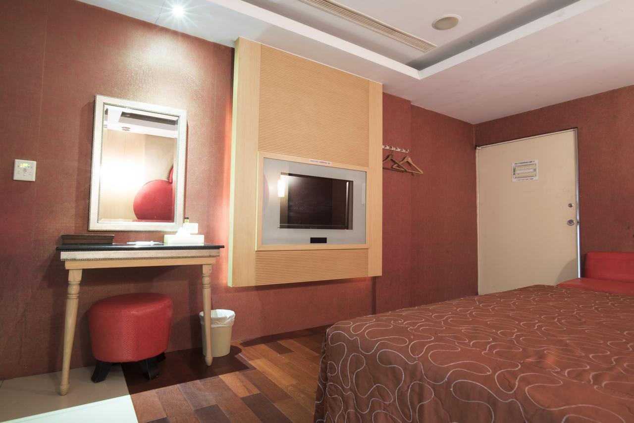 Alexander Motel Каосюн Екстериор снимка