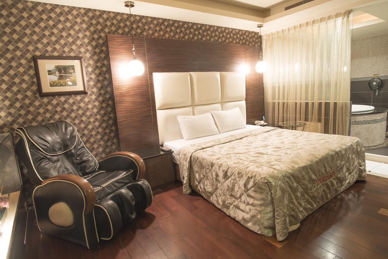 Alexander Motel Каосюн Екстериор снимка